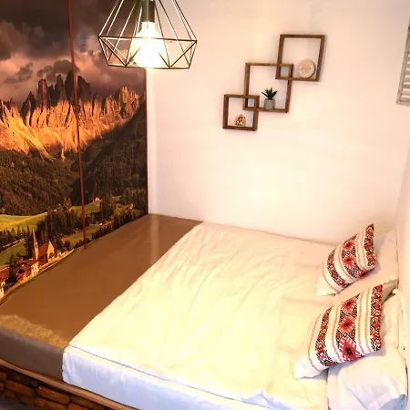 Traditional Boutique *