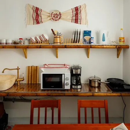 Traditional Boutique *